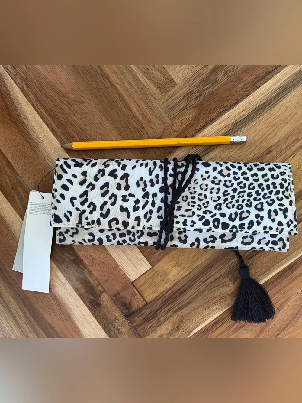 CHICO’S Leopard Cheetah Print Foldover Travel Jewelry Case with Tassel Wrap NWT - Picture 3 of 11